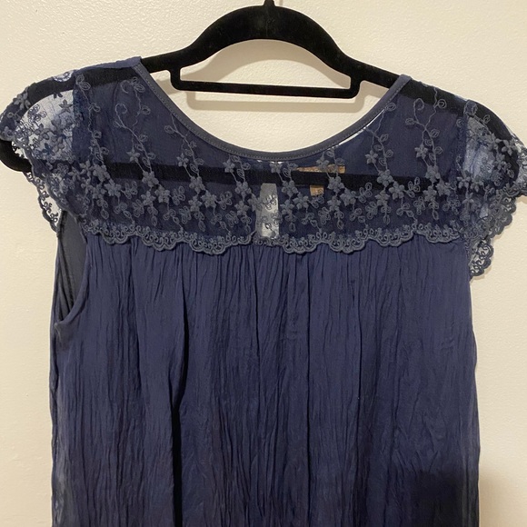 Italian silk blouse- size large - Picture 7 of 7